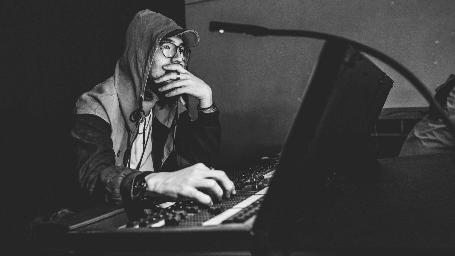 Arbeitsumgebung für mobile Streaming-Entwicklung bei Mirvito